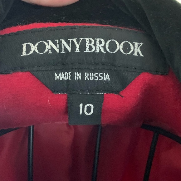 ✨RED DONNYBROOK COAT✨ - Picture 4 of 7